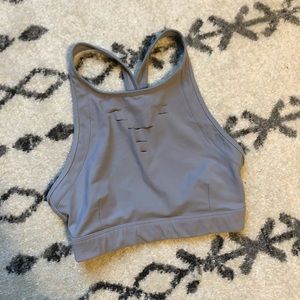 *Like new ALO ripped warrior bra!*